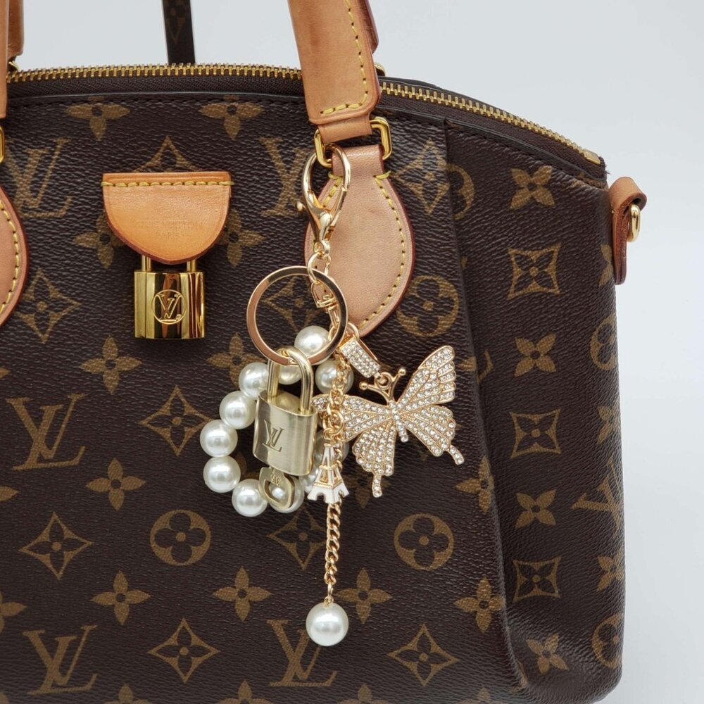 LV Gold Padlock Authentic 🔑 Luxury Bag Charm w/ Unbranded Butterfly Keychain